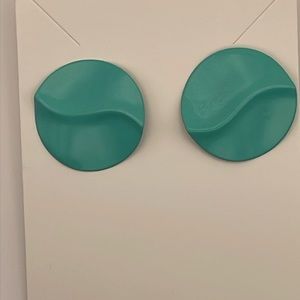 1980’s Circular Seafoam Blue Painted Metal Earrings (F120)
